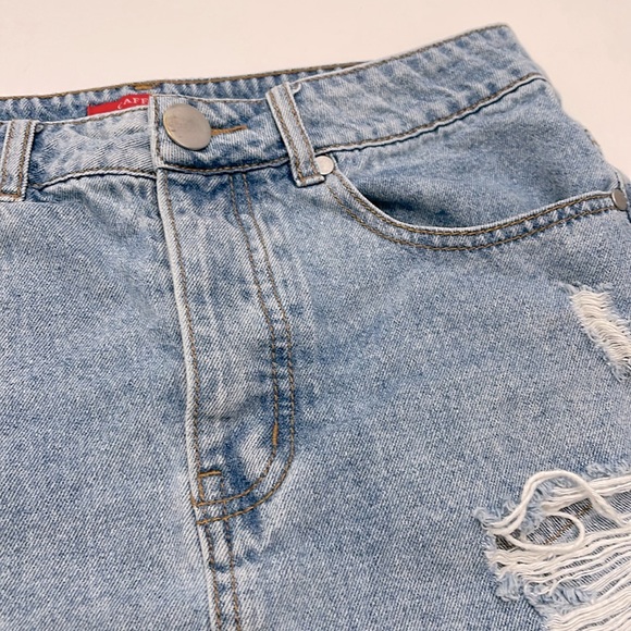 Caffeine Women’s Denim Skirt size Small - Picture 3 of 6